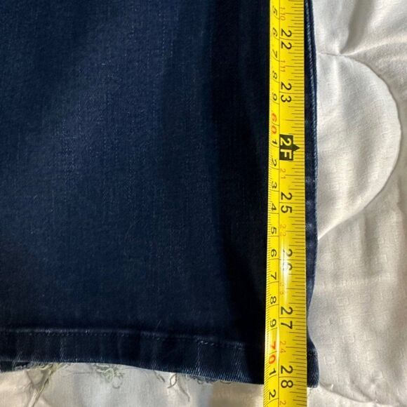 Levi’s Size 20W 512 Perfectly Shaping Bootcut Inseam 28 inches - Picture 7 of 13